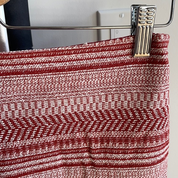 BR Orange and white miniskirt - Picture 3 of 5